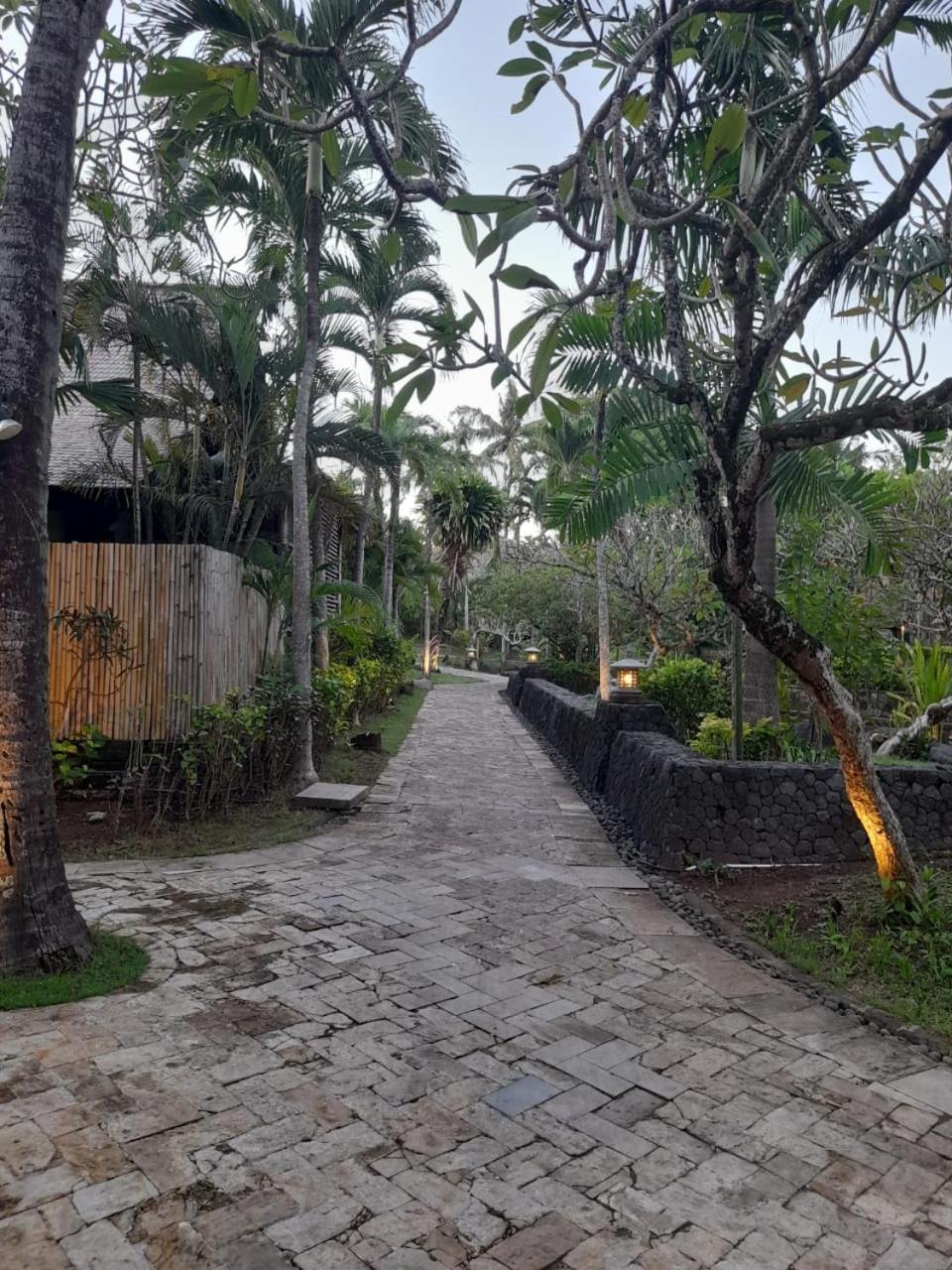 The Royal Beach Seminyak Eksteriør bilde